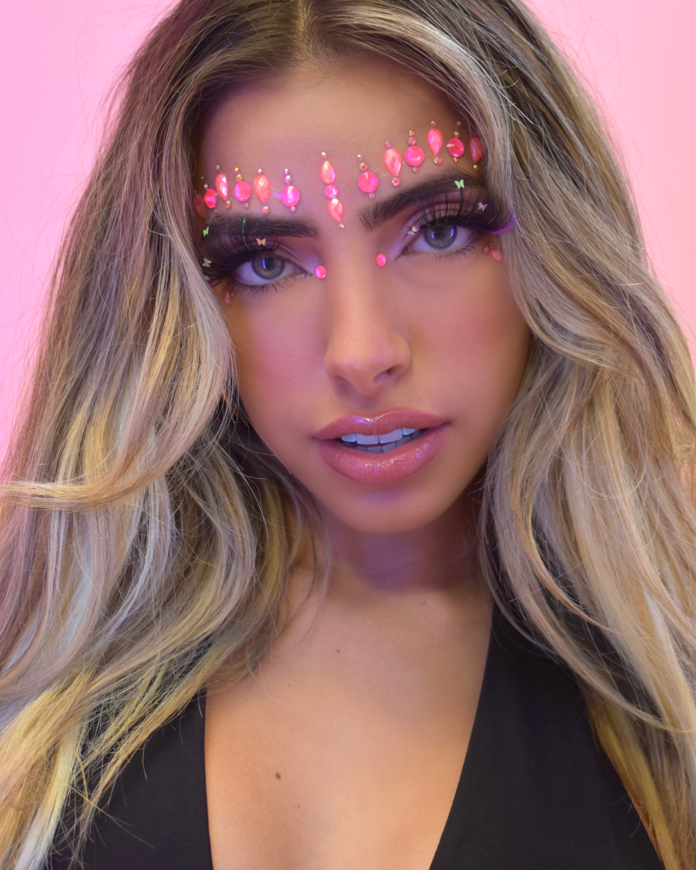 Pink face gems online